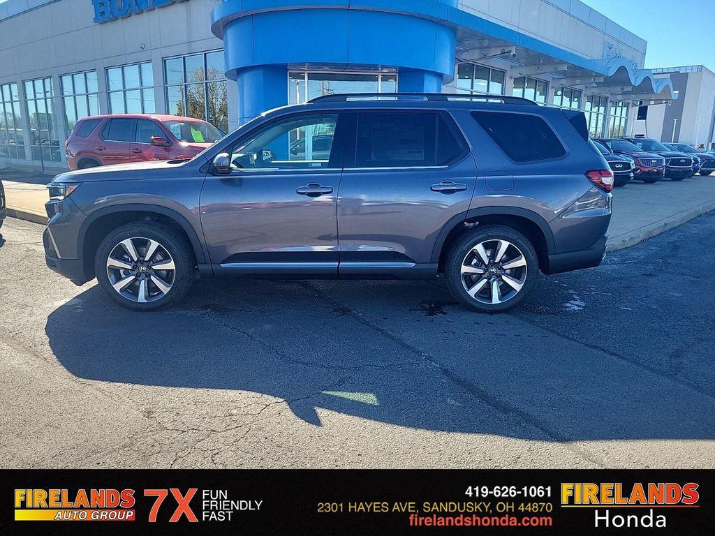 new 2025 Honda Pilot car, priced at $47,845