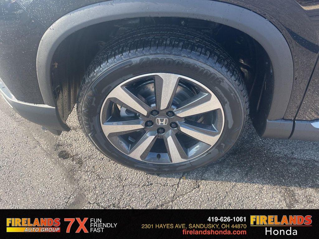 new 2025 Honda Pilot car, priced at $47,845