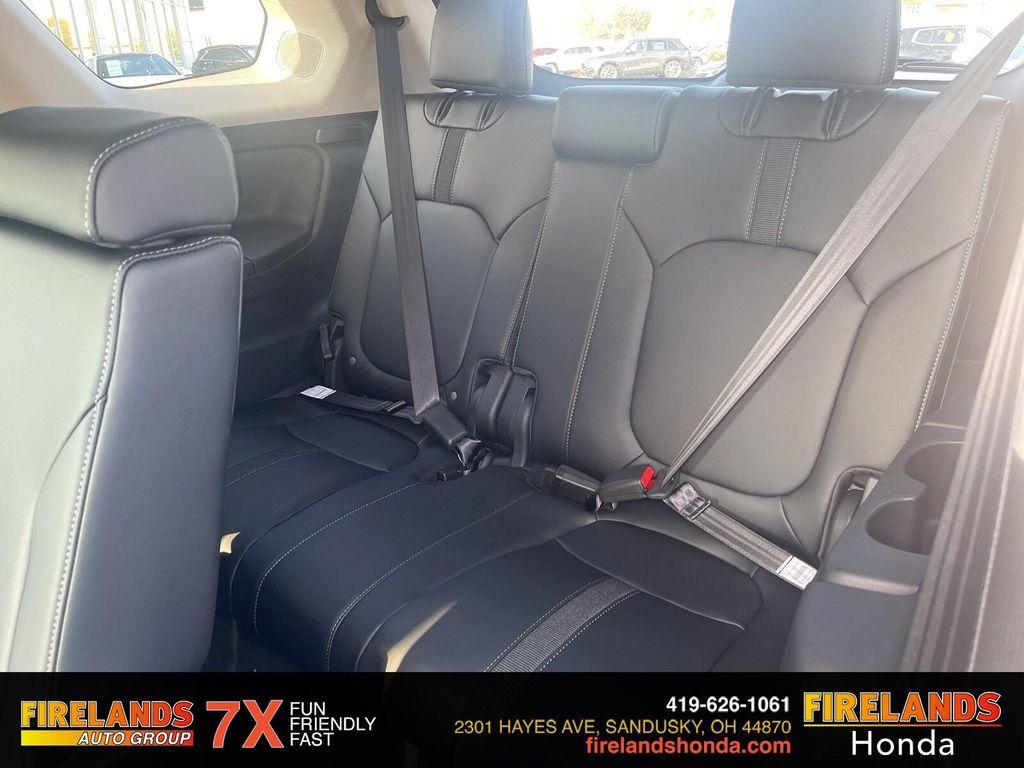 new 2025 Honda Pilot car, priced at $47,845