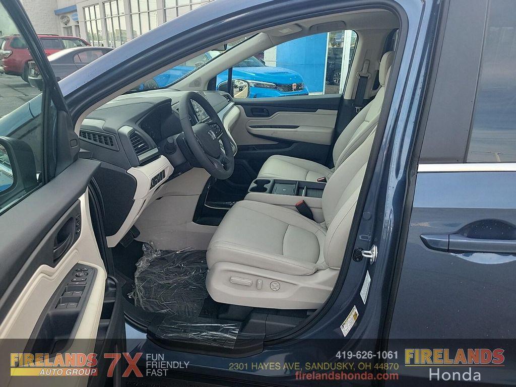 new 2026 Honda Odyssey car, priced at $44,290