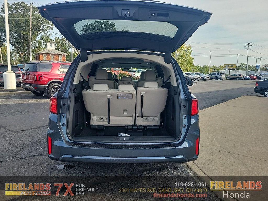 new 2026 Honda Odyssey car, priced at $44,290