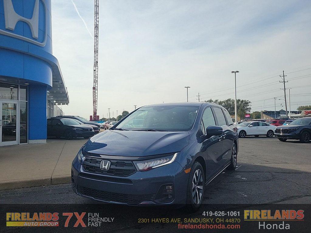 new 2026 Honda Odyssey car, priced at $44,290
