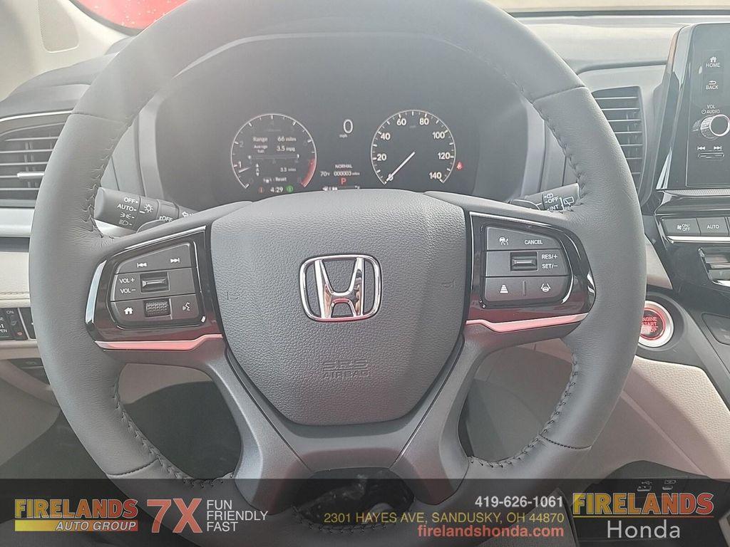 new 2026 Honda Odyssey car, priced at $44,290