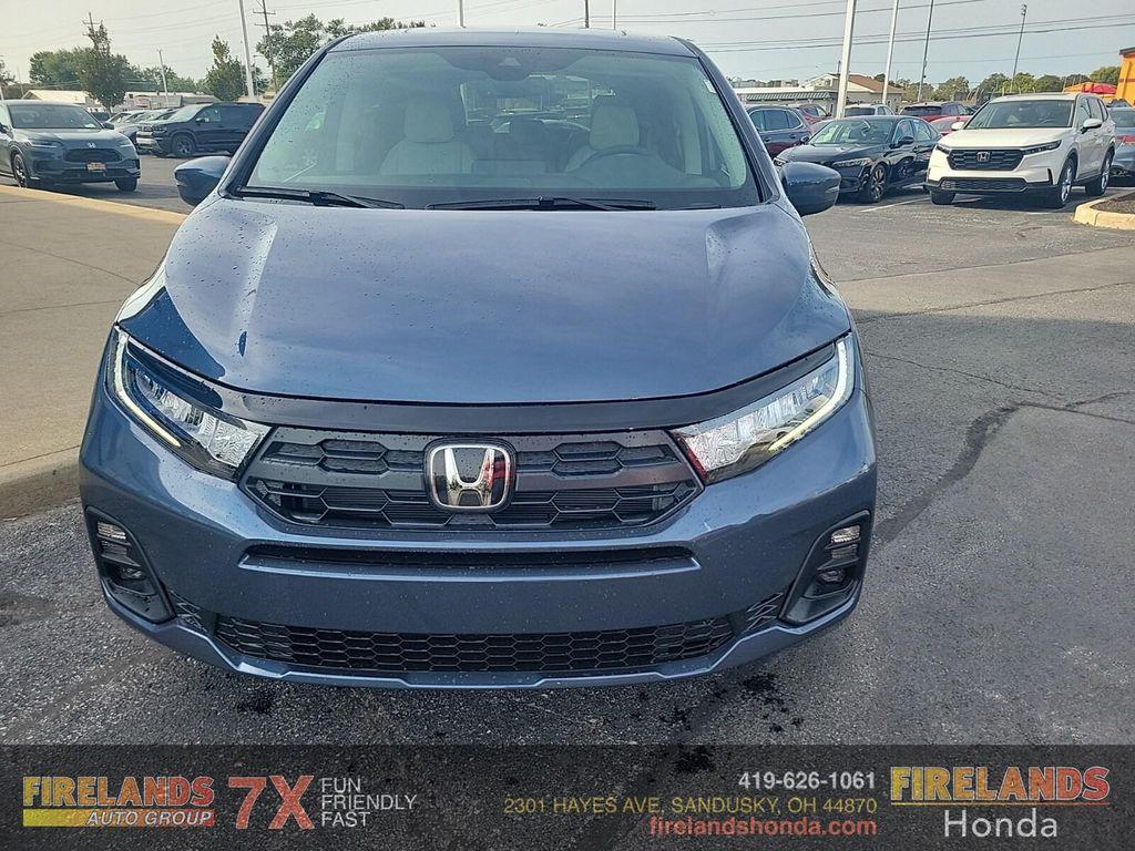new 2026 Honda Odyssey car, priced at $44,290
