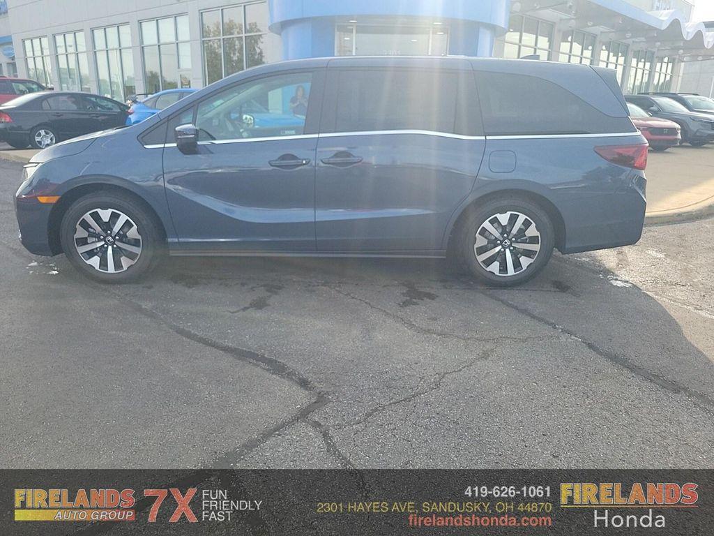 new 2026 Honda Odyssey car, priced at $44,290