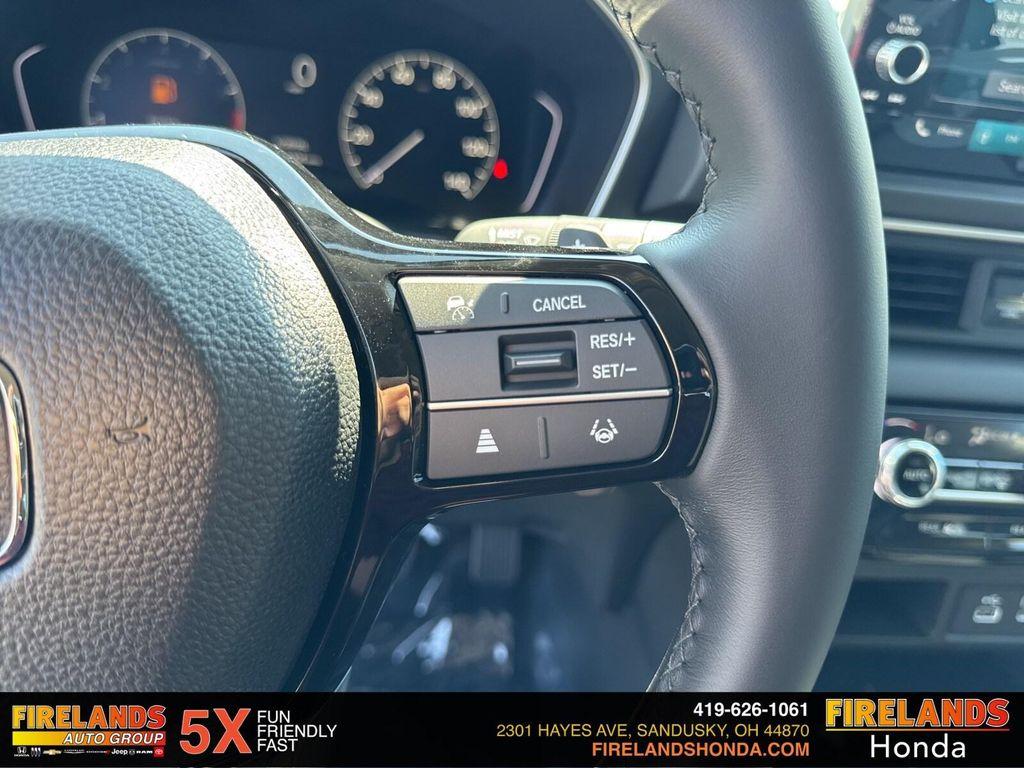 new 2025 Honda Pilot car, priced at $45,825