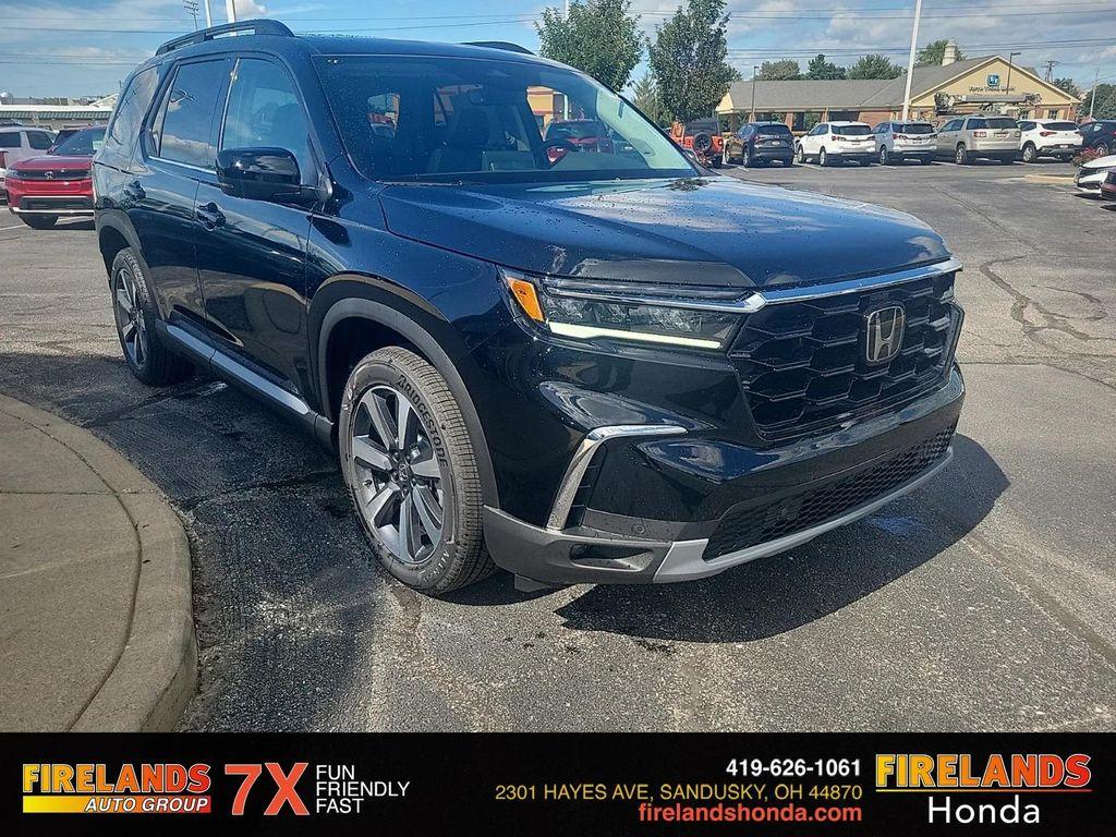 new 2025 Honda Pilot car, priced at $50,550