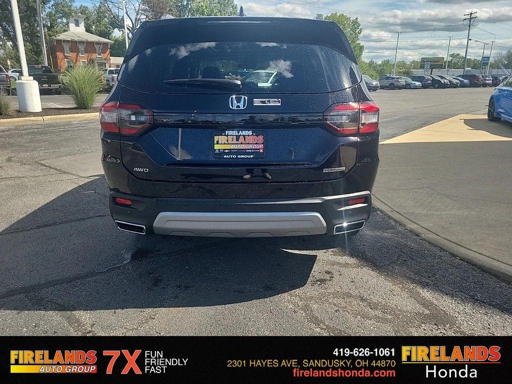 new 2025 Honda Pilot car, priced at $50,550