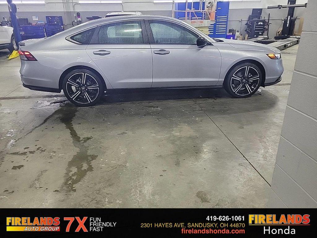 new 2025 Honda Accord Hybrid car, priced at $34,305