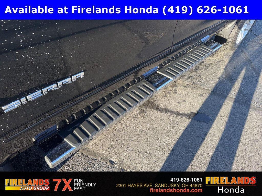 used 2018 GMC Sierra 1500 car, priced at $27,000