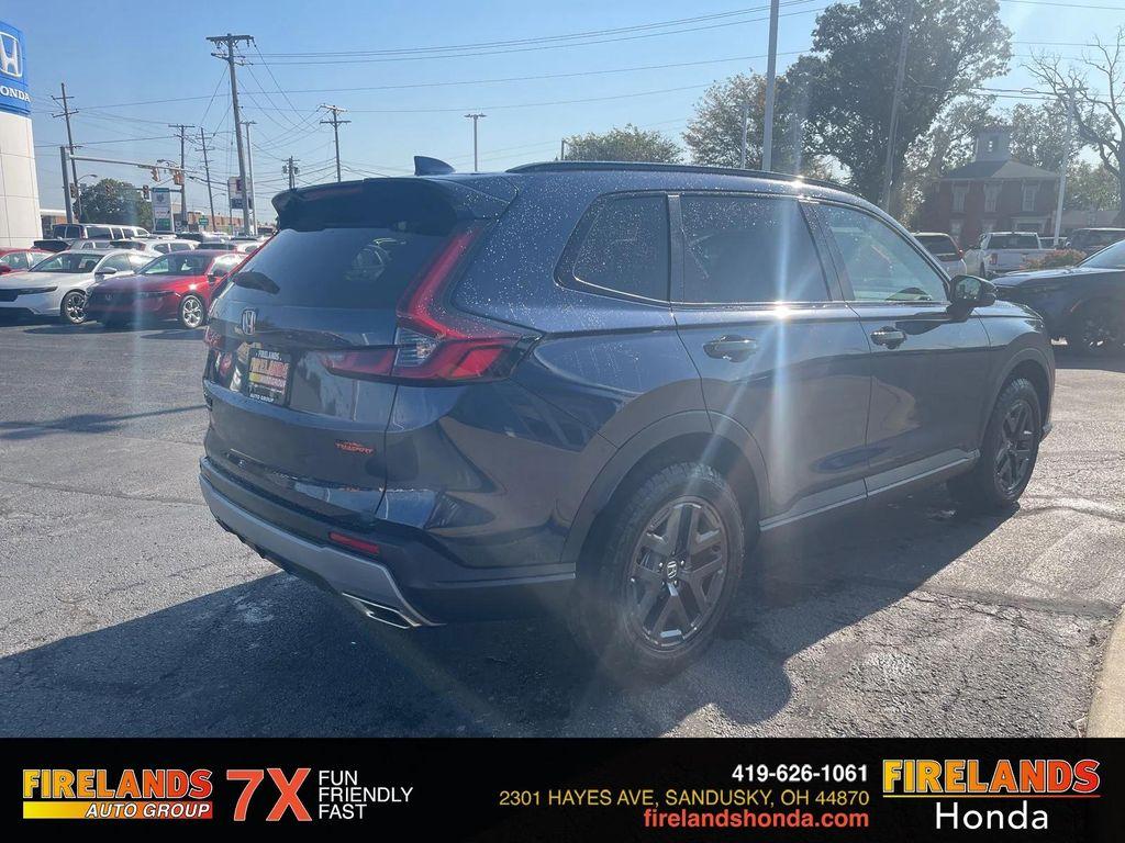 new 2026 Honda CR-V Hybrid car, priced at $40,250
