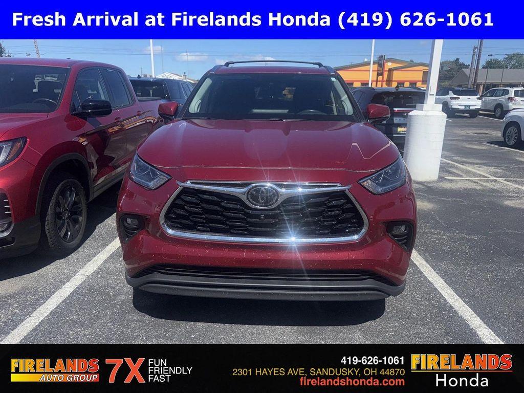 used 2023 Toyota Highlander car, priced at $42,000