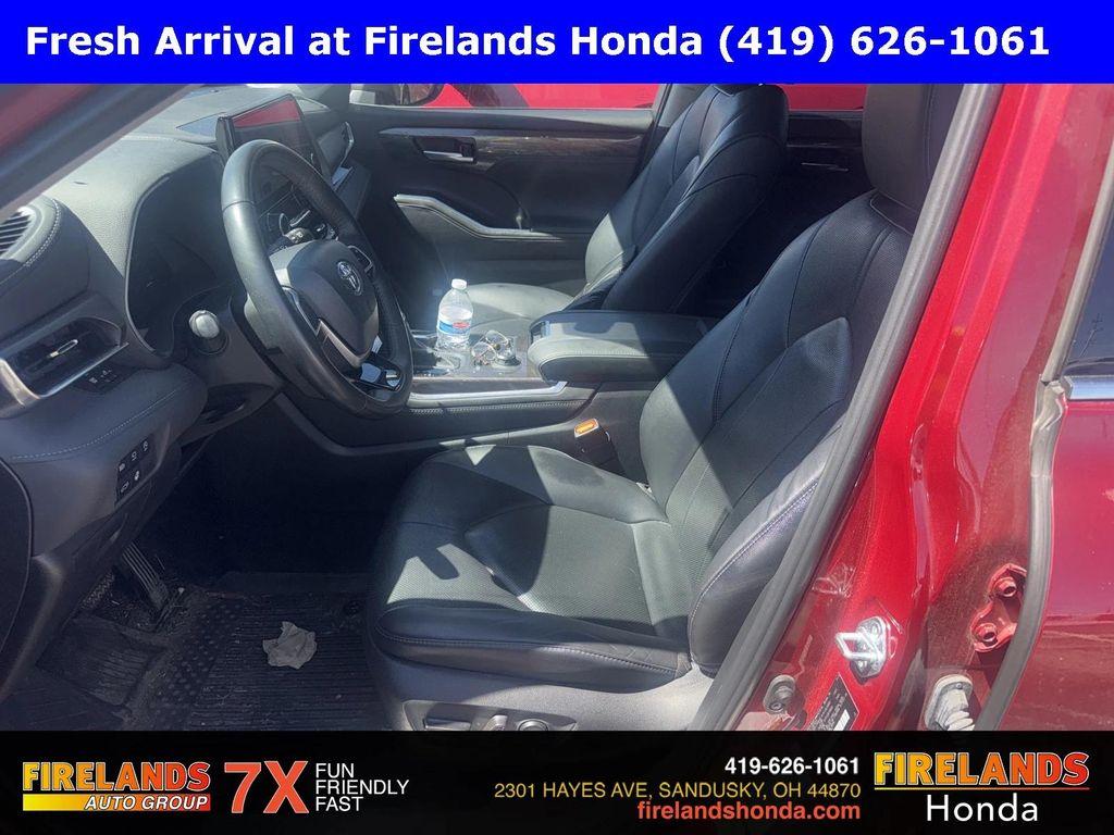 used 2023 Toyota Highlander car, priced at $42,000