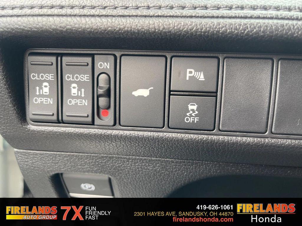 new 2025 Honda Odyssey car, priced at $48,920