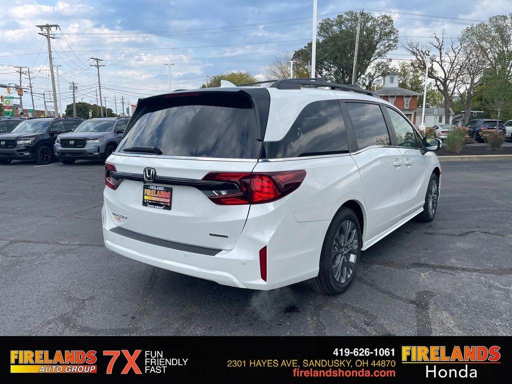new 2025 Honda Odyssey car, priced at $48,920