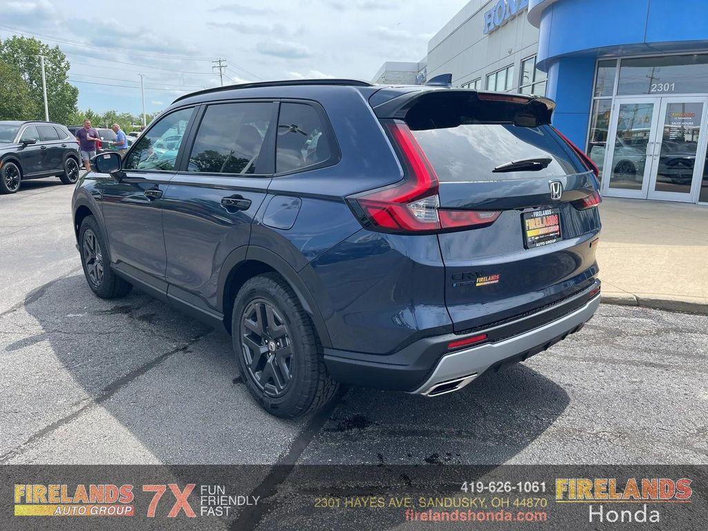 new 2026 Honda CR-V Hybrid car, priced at $40,195