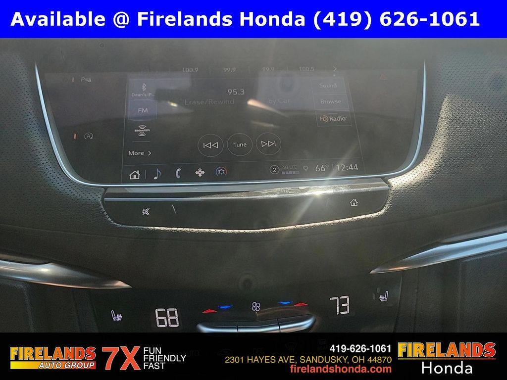 used 2022 Cadillac XT5 car, priced at $24,500