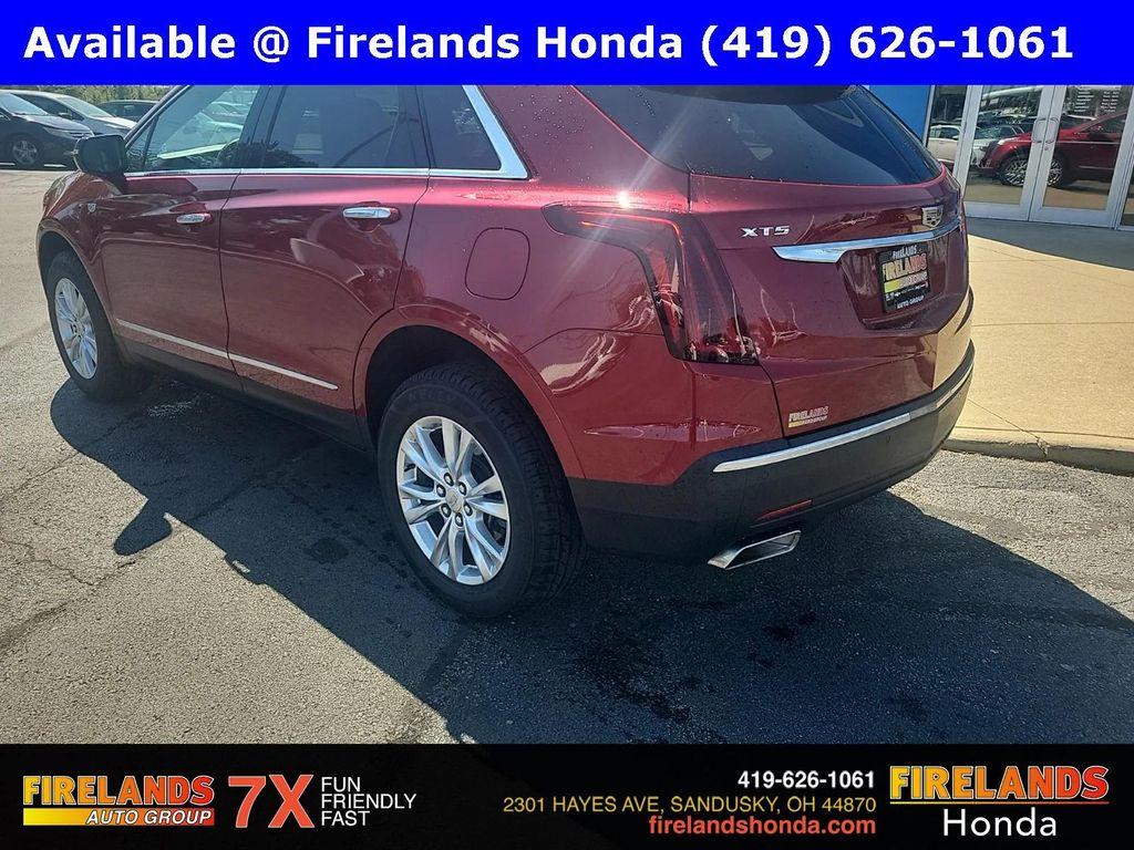 used 2022 Cadillac XT5 car, priced at $24,500