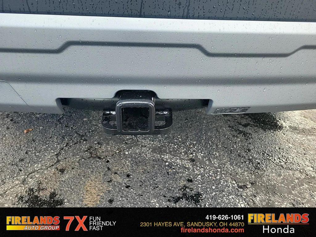 new 2025 Honda Pilot car, priced at $51,330