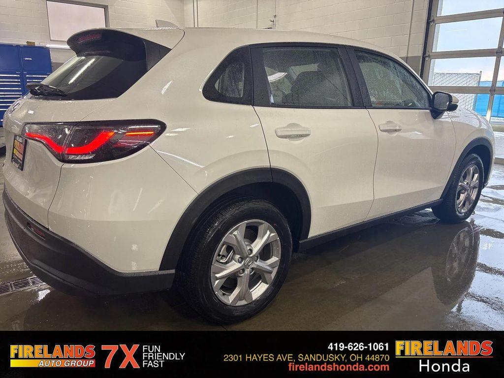 new 2025 Honda HR-V car, priced at $28,205