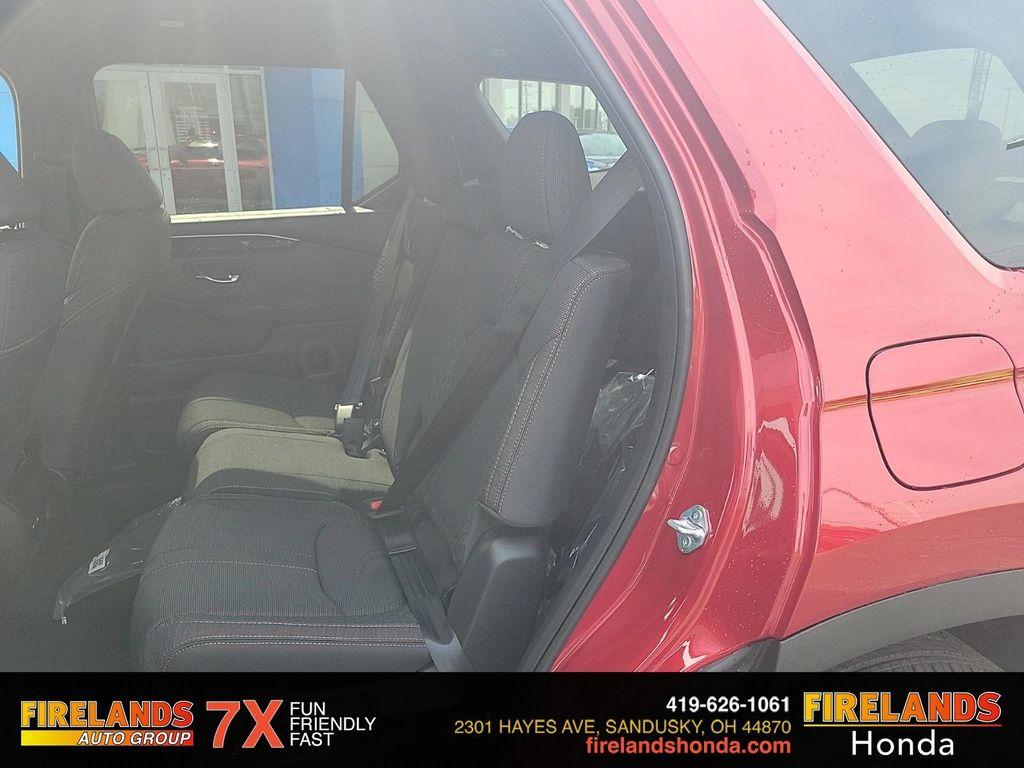 new 2025 Honda Pilot car, priced at $43,750