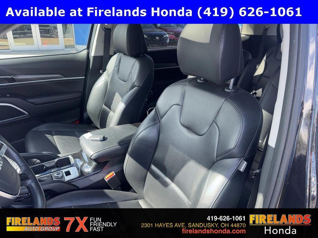 used 2022 Kia Telluride car, priced at $30,500
