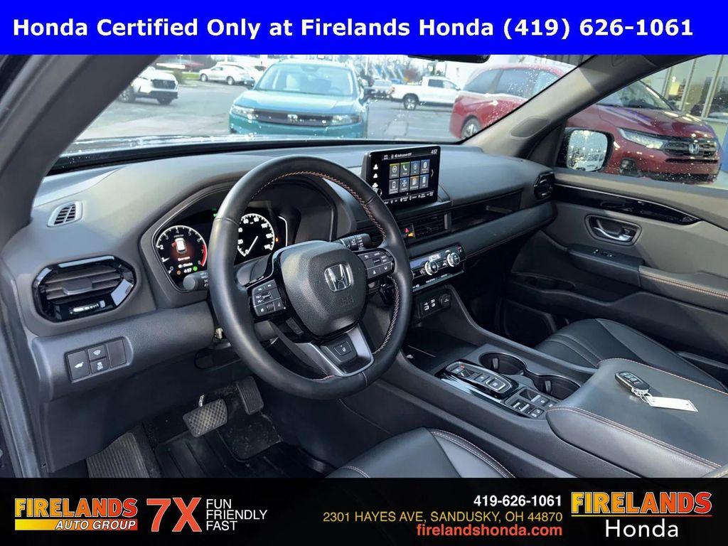used 2025 Honda Pilot car, priced at $45,500