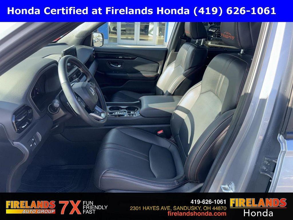 used 2025 Honda Pilot car, priced at $47,000