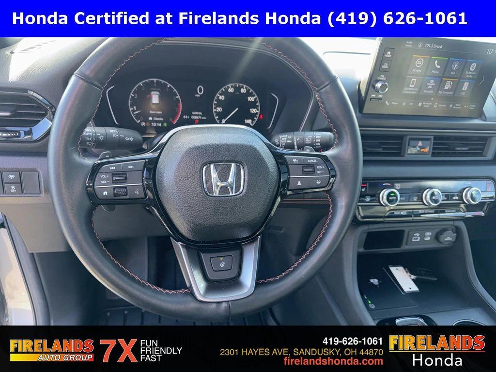 used 2025 Honda Pilot car, priced at $47,000
