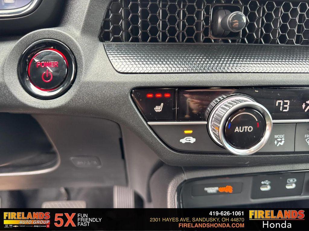 new 2026 Honda CR-V Hybrid car, priced at $41,675