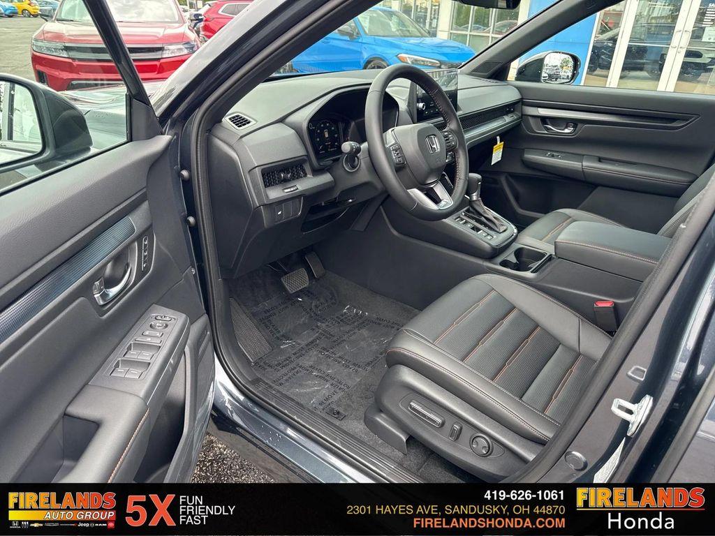 new 2026 Honda CR-V Hybrid car, priced at $41,675