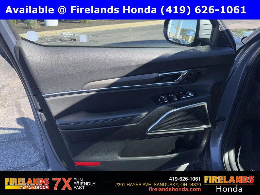 used 2024 Kia Telluride car, priced at $40,250