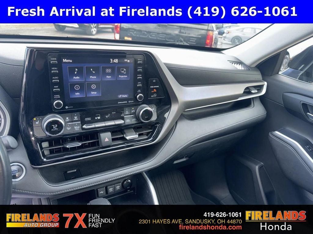 used 2020 Toyota Highlander car, priced at $25,000