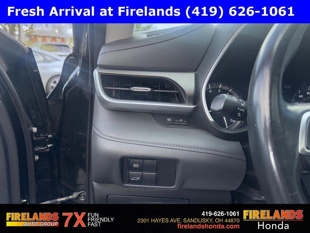 used 2020 Toyota Highlander car, priced at $25,000