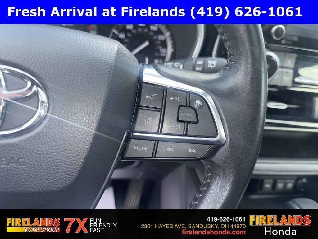 used 2020 Toyota Highlander car, priced at $25,000