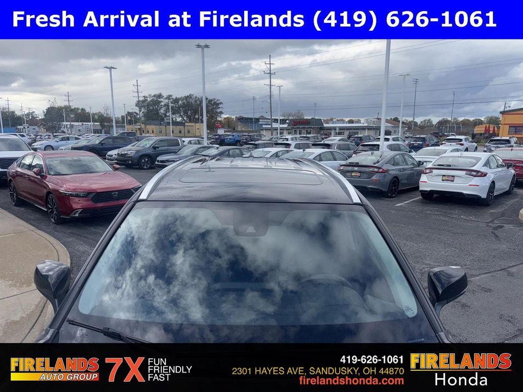 used 2020 Toyota Highlander car, priced at $25,000