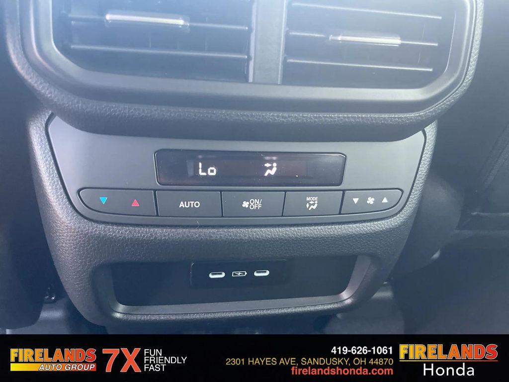 new 2025 Honda Pilot car, priced at $47,735