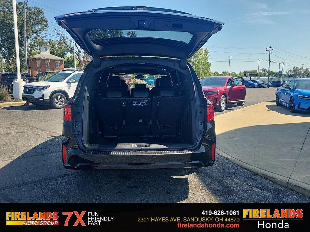 new 2026 Honda Odyssey car, priced at $45,390