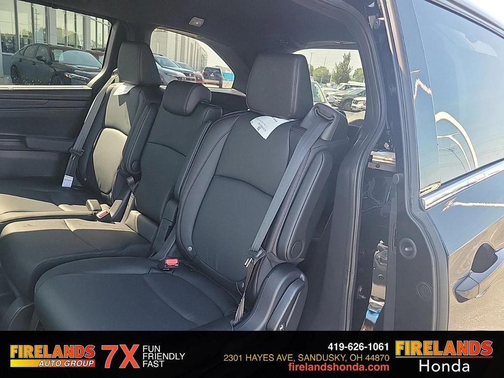 new 2026 Honda Odyssey car, priced at $45,390