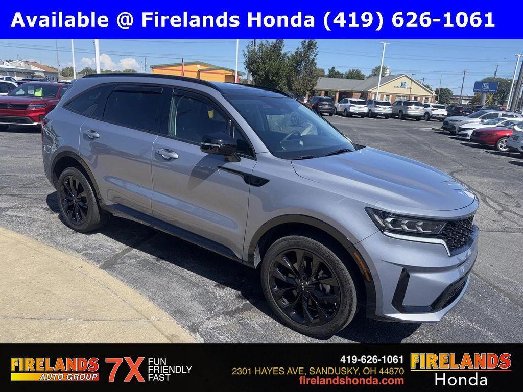used 2023 Kia Sorento car, priced at $31,000