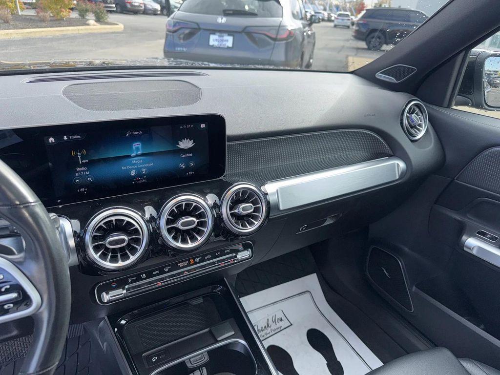 used 2021 Mercedes-Benz GLB 250 car, priced at $24,000