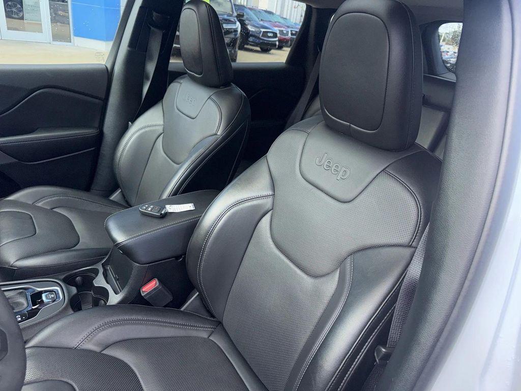 used 2022 Jeep Cherokee car, priced at $26,000