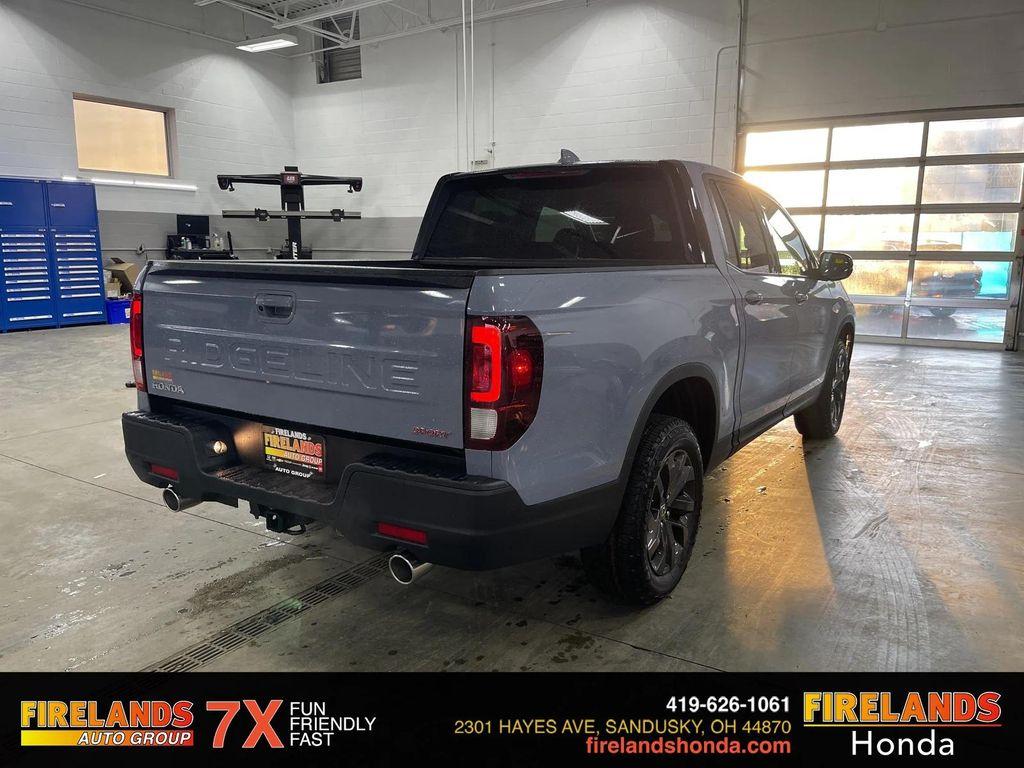 new 2025 Honda Ridgeline car, priced at $41,555
