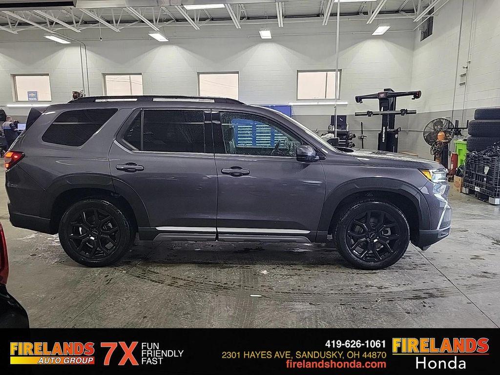 new 2025 Honda Pilot car, priced at $53,145