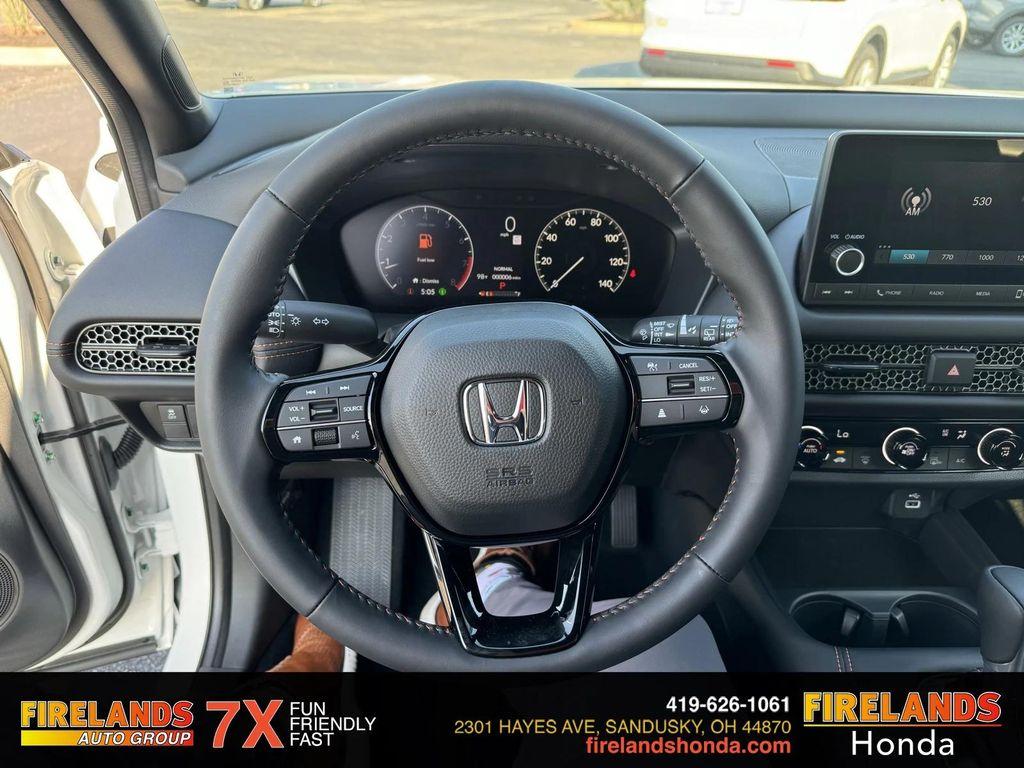 new 2025 Honda HR-V car, priced at $30,005