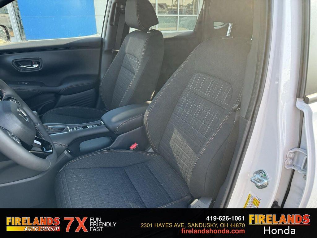 new 2025 Honda HR-V car, priced at $30,005