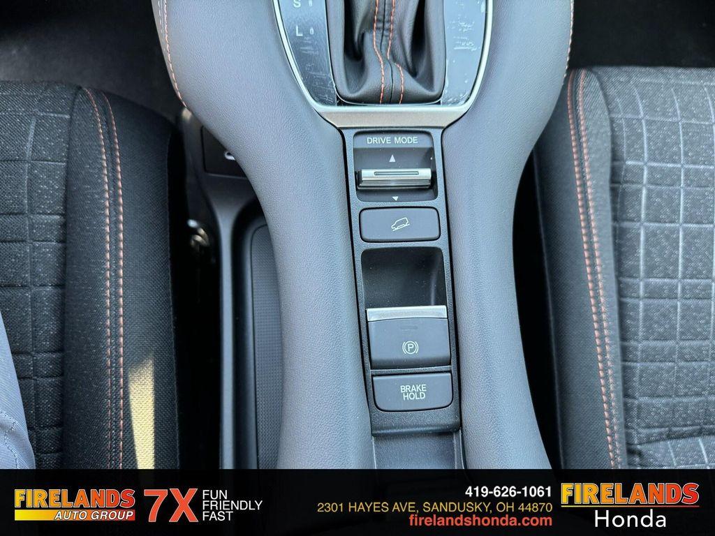 new 2025 Honda HR-V car, priced at $30,005