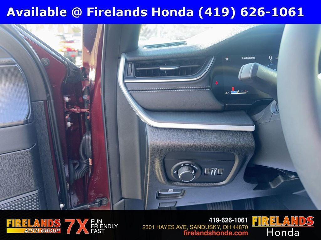 used 2024 Jeep Grand Cherokee car, priced at $35,000