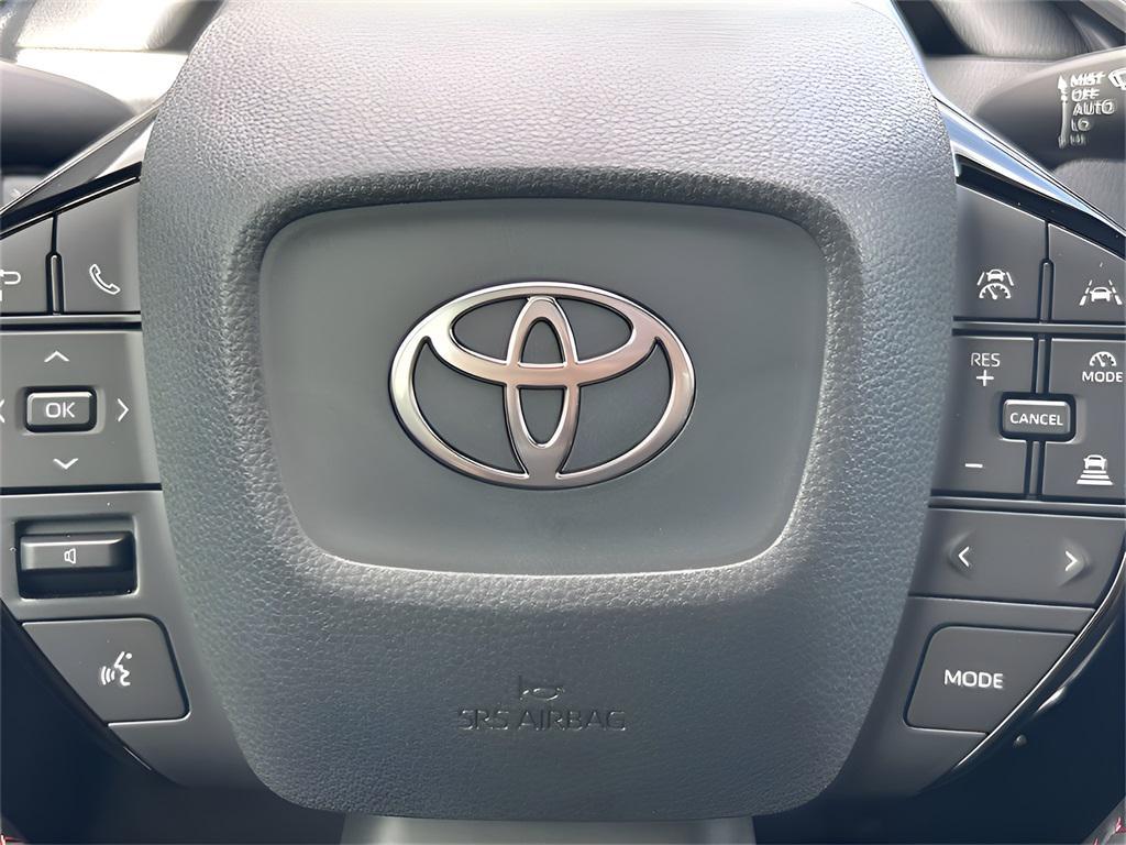 new 2025 Toyota Prius Plug-In Hybrid car, priced at $39,768