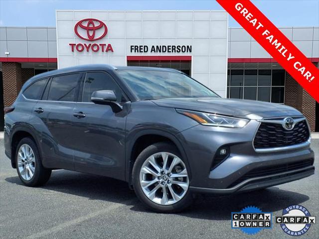 used 2024 Toyota Highlander car, priced at $41,995